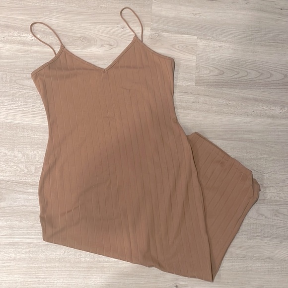 SHEIN Dresses & Skirts - Cute midi dress